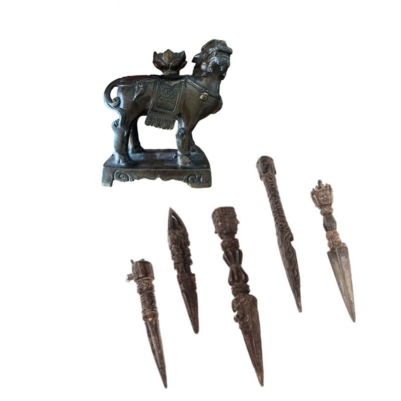 A lot of nepalese wood and bronze figures